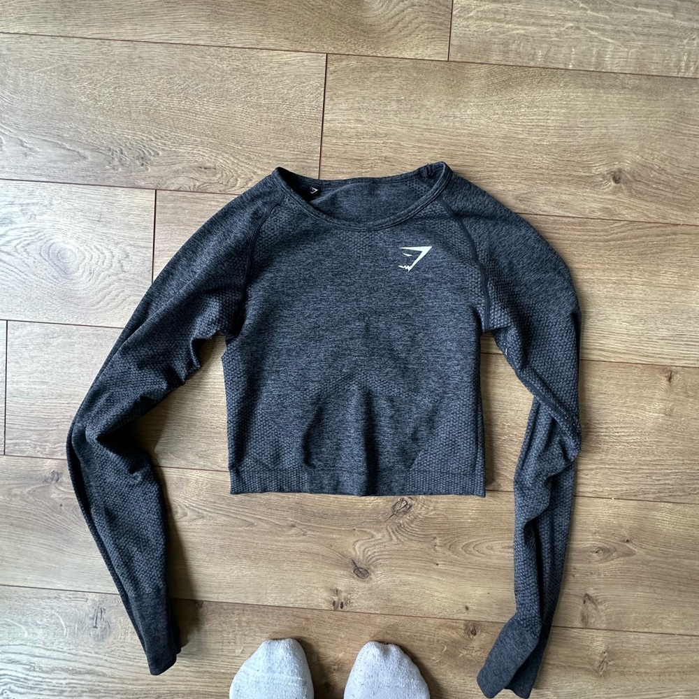 Women's Black Long Sleeve Top